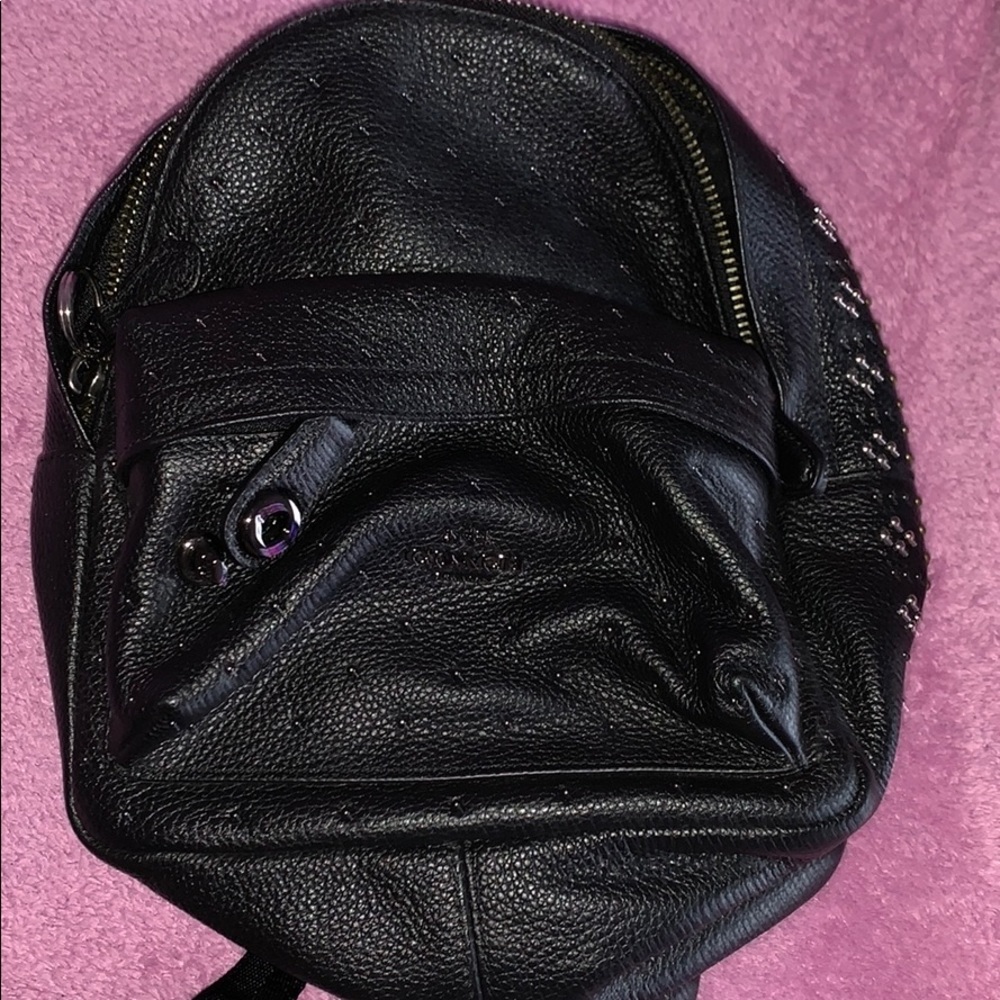 🚧SOLD ON MERC. Account 🚧Coach bag